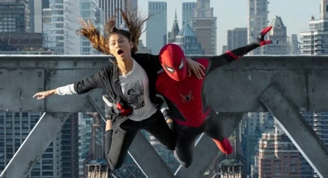 Örümcek Adam: Eve Dönüş Yok'un yıldızı Tom Holland açtı ağzını yumdu gözünü: Nasıl bir şey olduğunu bilmiyor